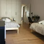 Santa Severina, Trilocale Comodo E Pratico Centro Citta